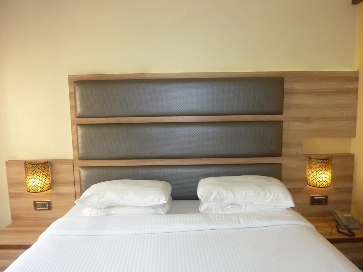 Hotel New Bengal Mumbai Ngoại thất bức ảnh